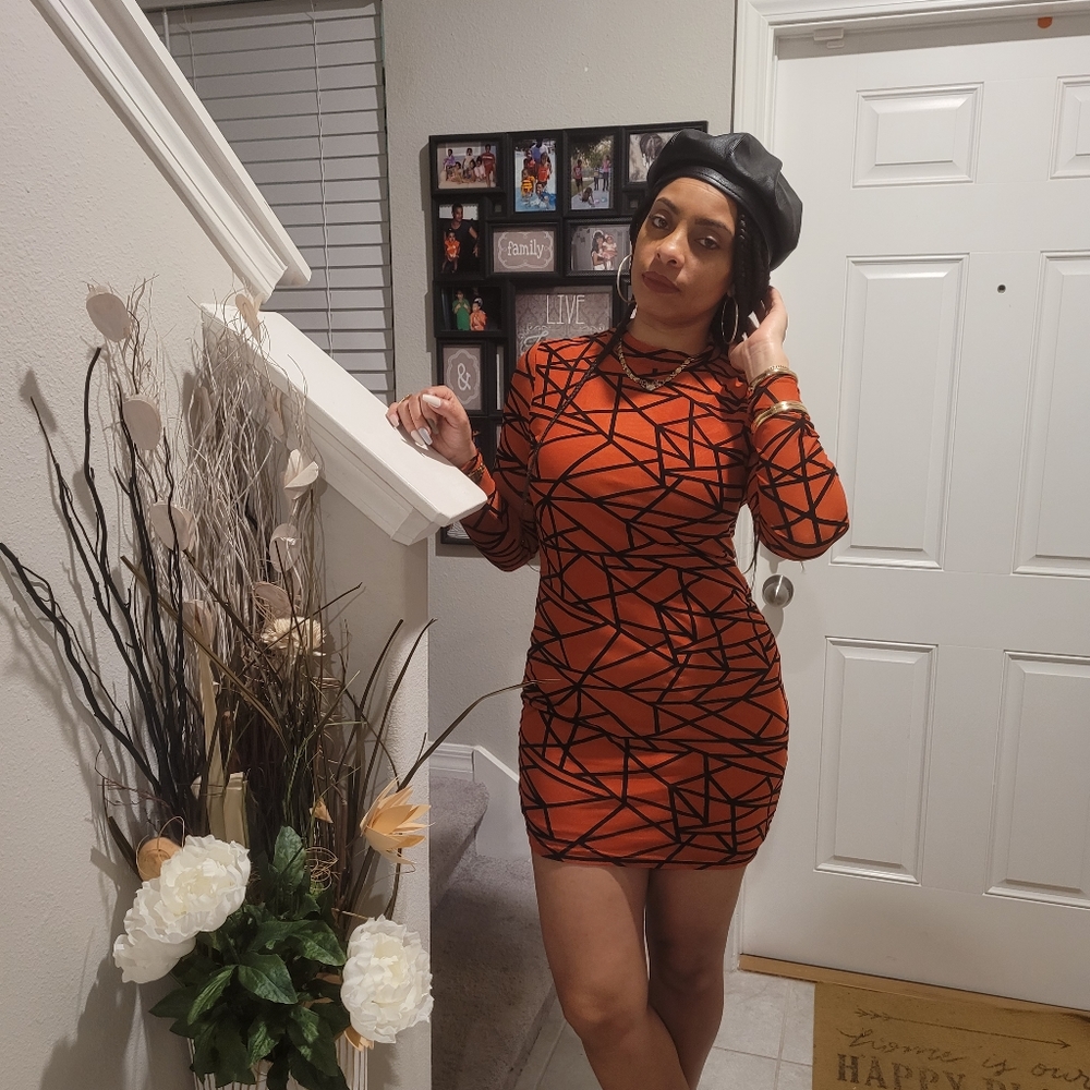 Geometric Patterned Orange Dress - Picture 3 of 5